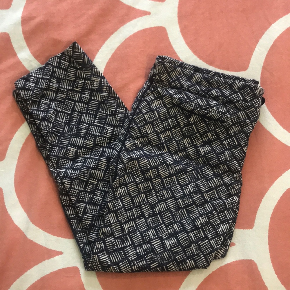 Anthropologie Black & White Patterned Ankle Pants